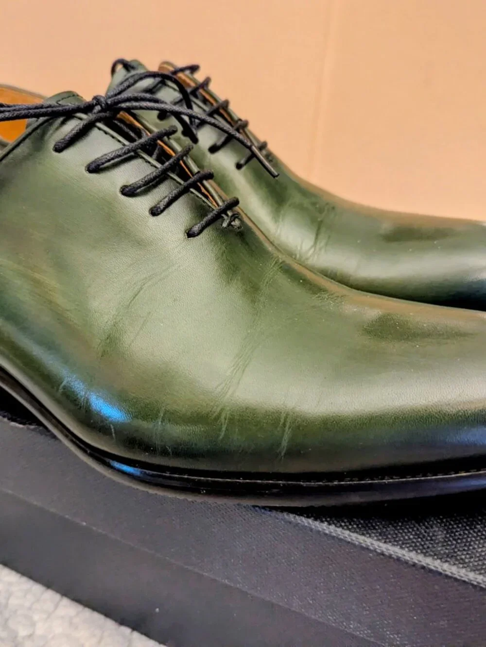 Carruci Men's Dress Shoes Size 10 Stunning